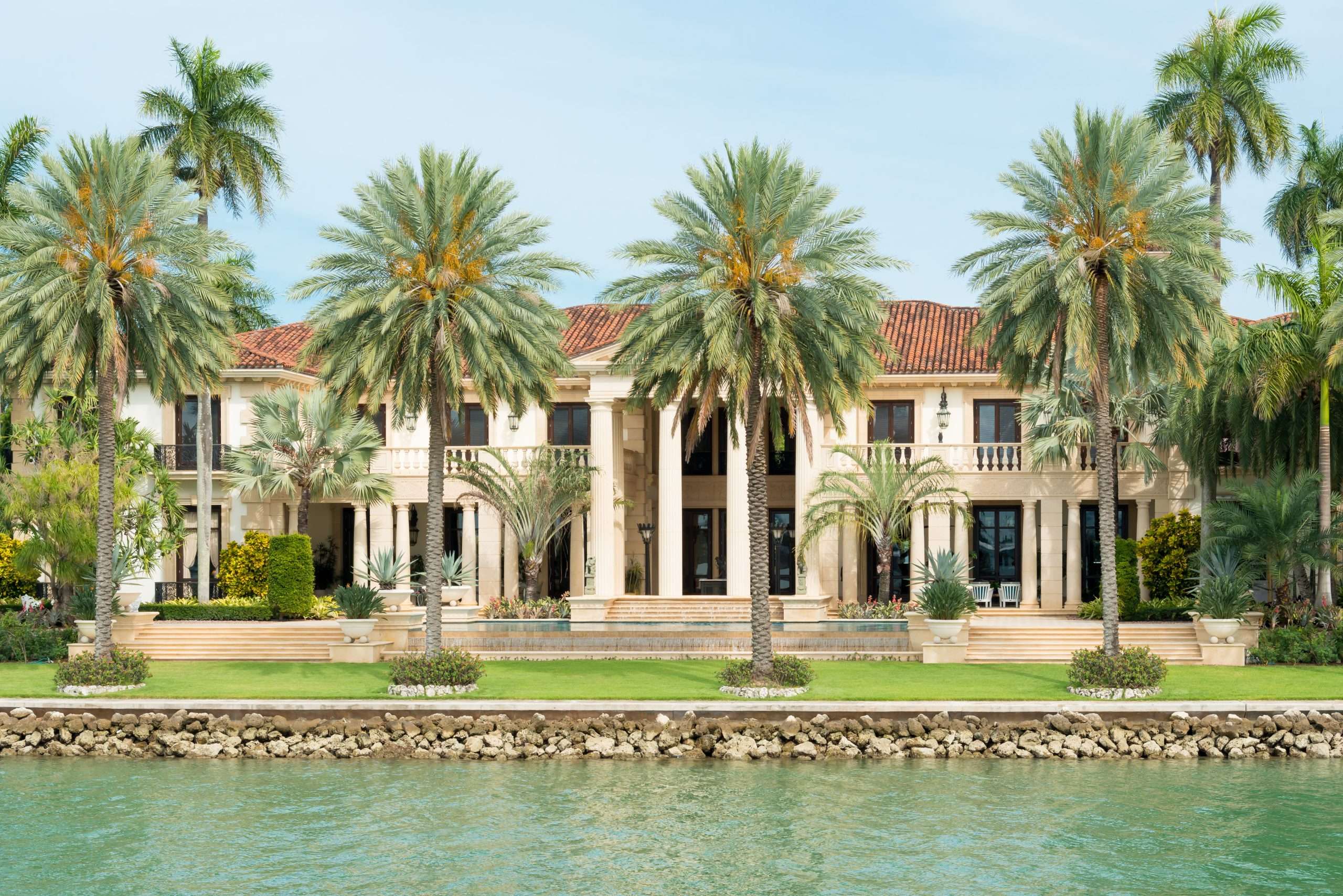 Read more about the article Naples, Florida offers some of the best investment opportunities