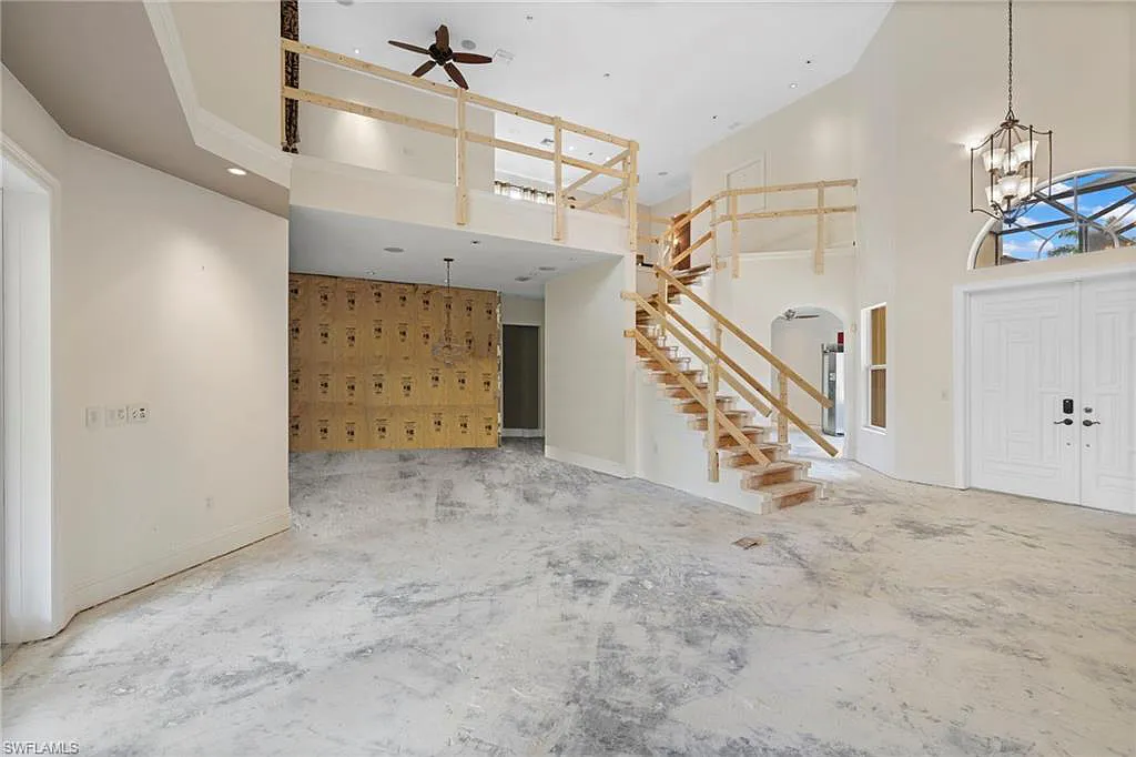 Read more about the article Investment / Remodel Opportunity!